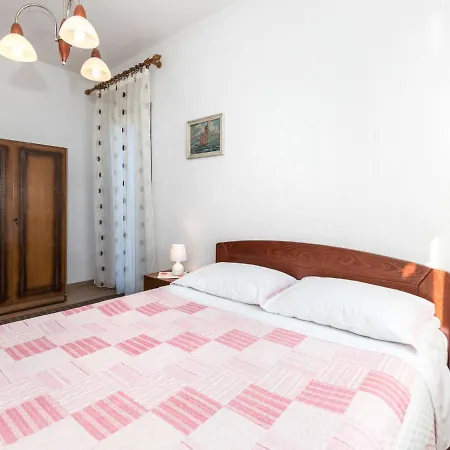 Apartamento Julka By Interhome