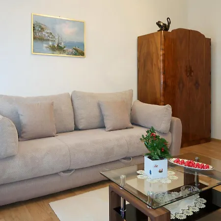 Julka - Mod355 By Interhome Kraj (Istria)